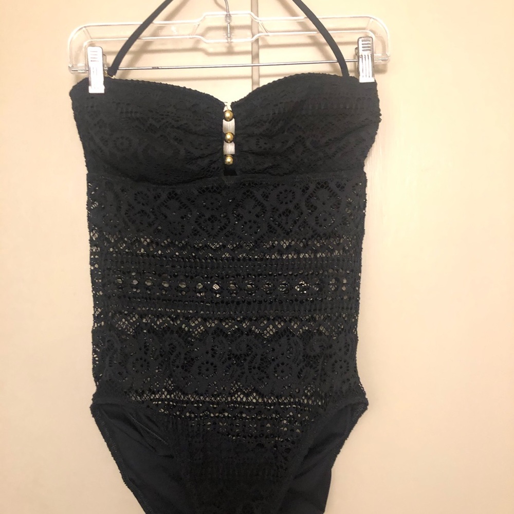 One piece bathing suit